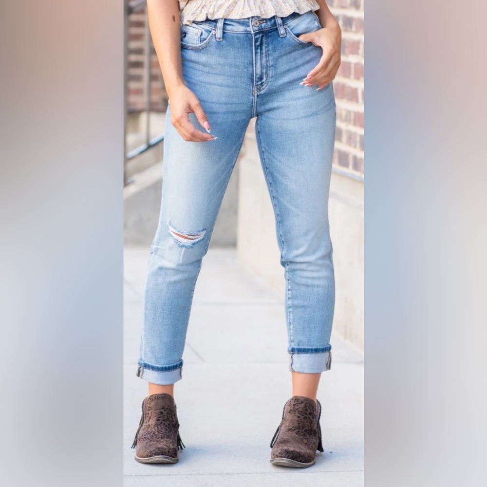 KanCan- Clanton High Rise Mom Fit- 13/30